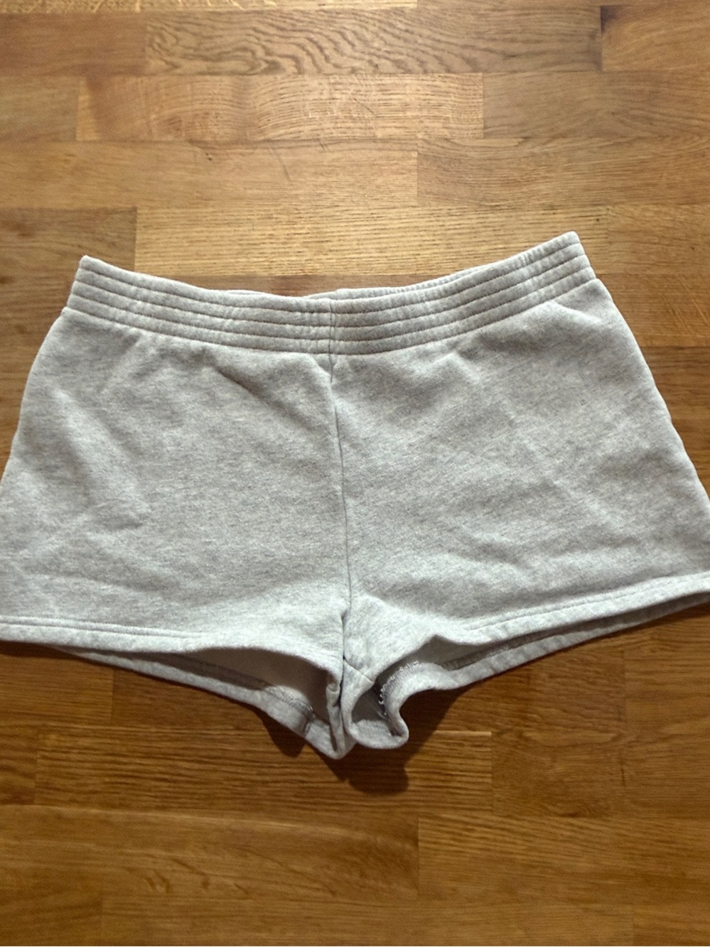 TNA Sweatfleece Cozy fleece Perfect Fi Women's Lounge Shorts - Light Gray small